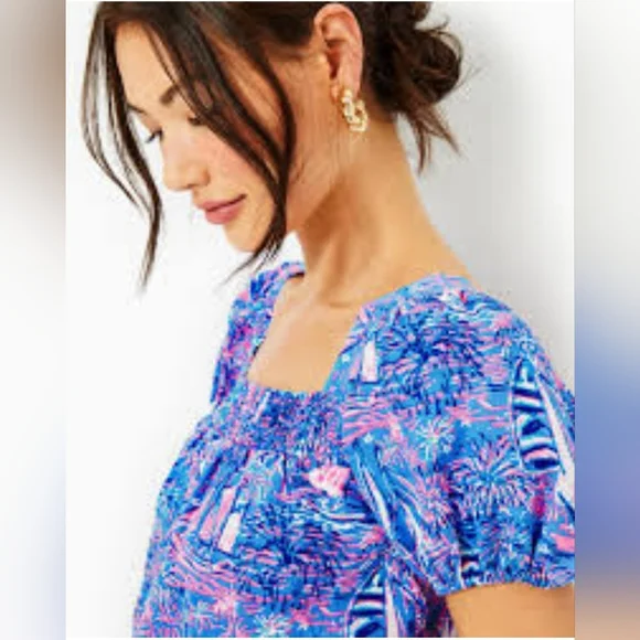 New Lilly Pulitzer top size 2 - Picture 1 of 4